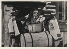 Górale w Bukowinie Tatrzańskiej rozwożą wodę