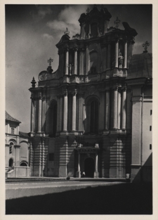 Wilno. Kościół Świętojański w dziedzińcu Uniwersytetu